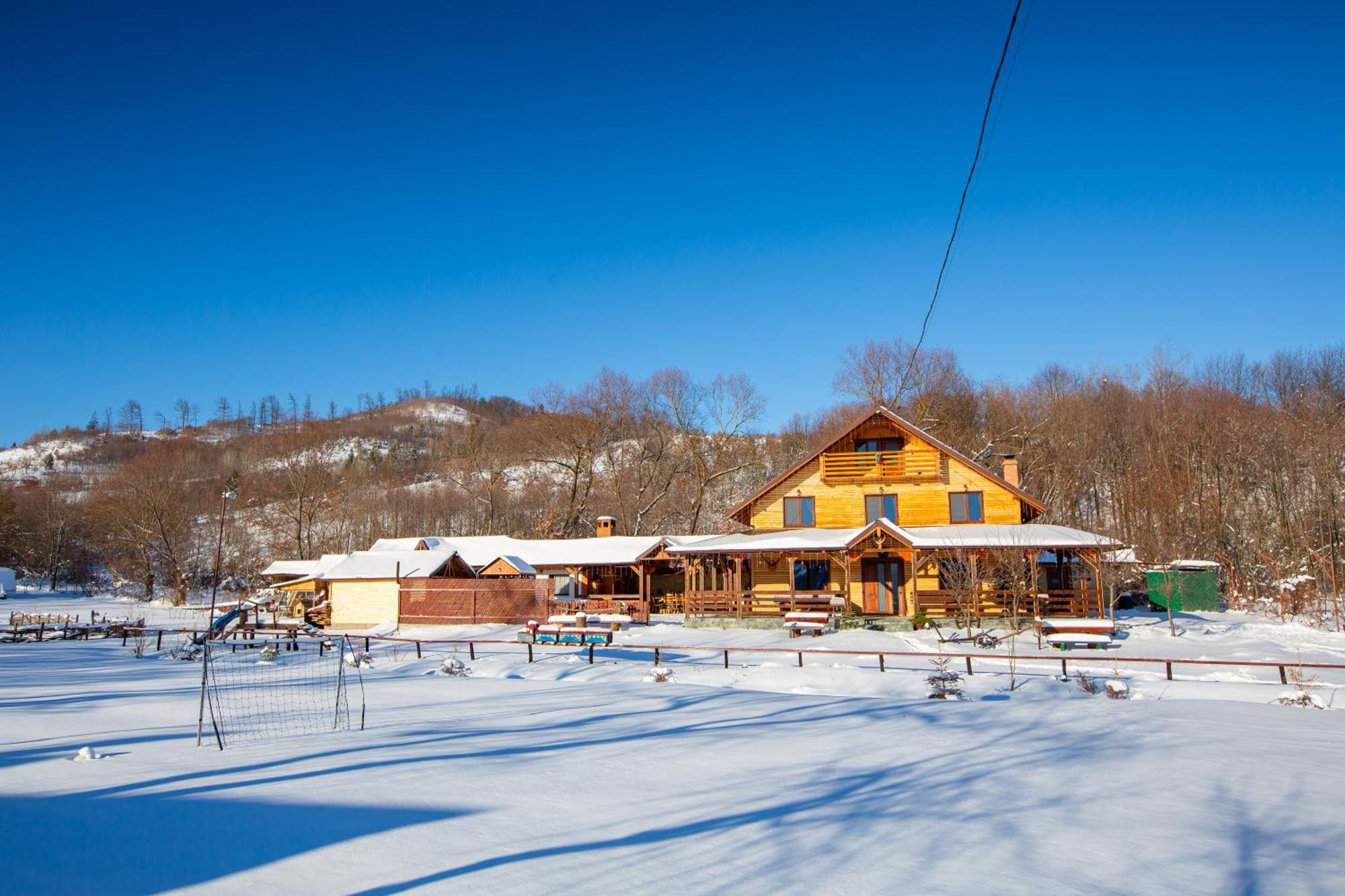 Cabana Lunca Târgu Neamț Exterior photo